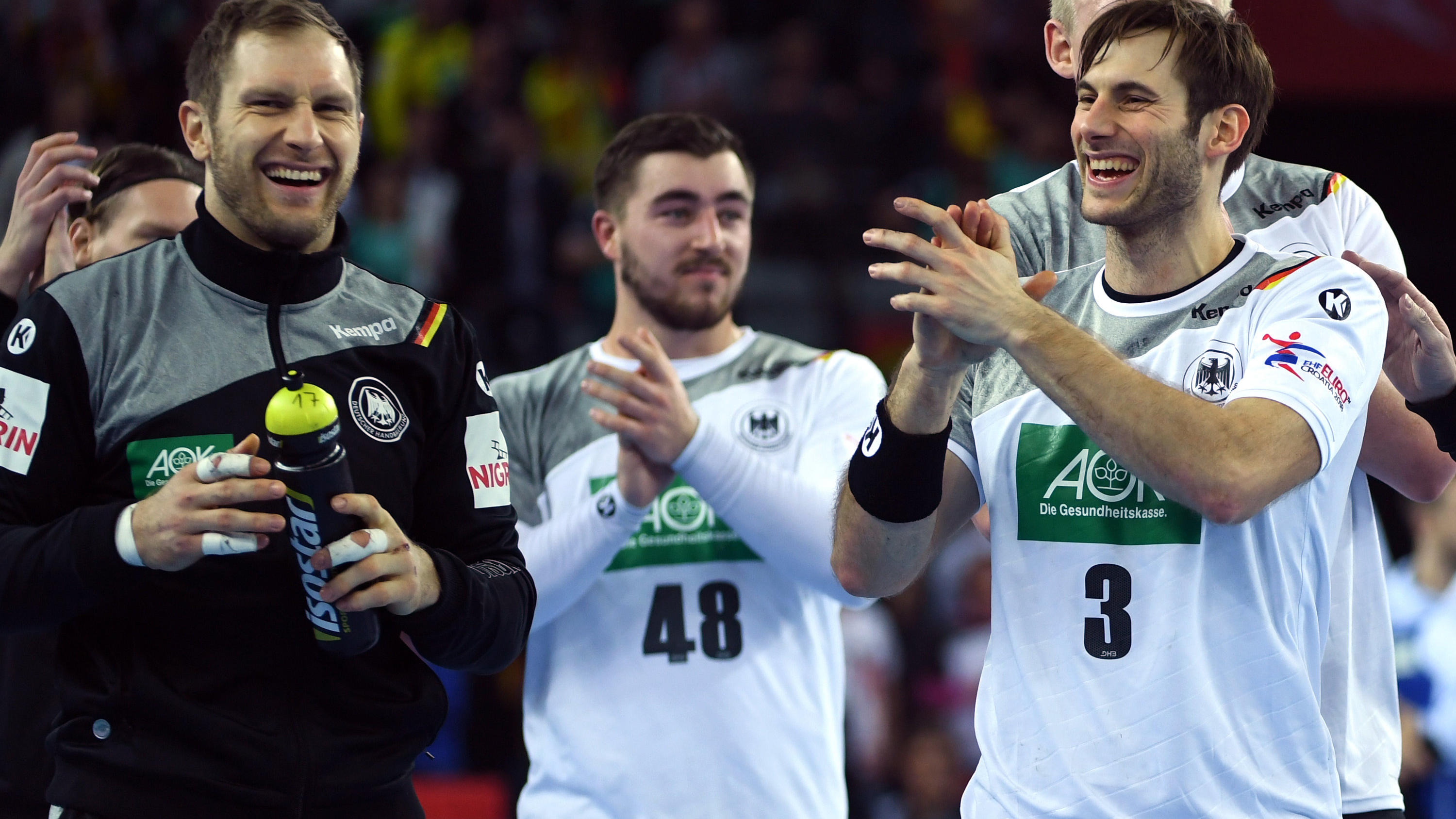 Handball-EM: Titelverteidiger Deutschland feiert klaren Auftaktsieg Titelverteidiger Deutschland gewinnt sein EM-Auftaktspiel gegen Montenegro