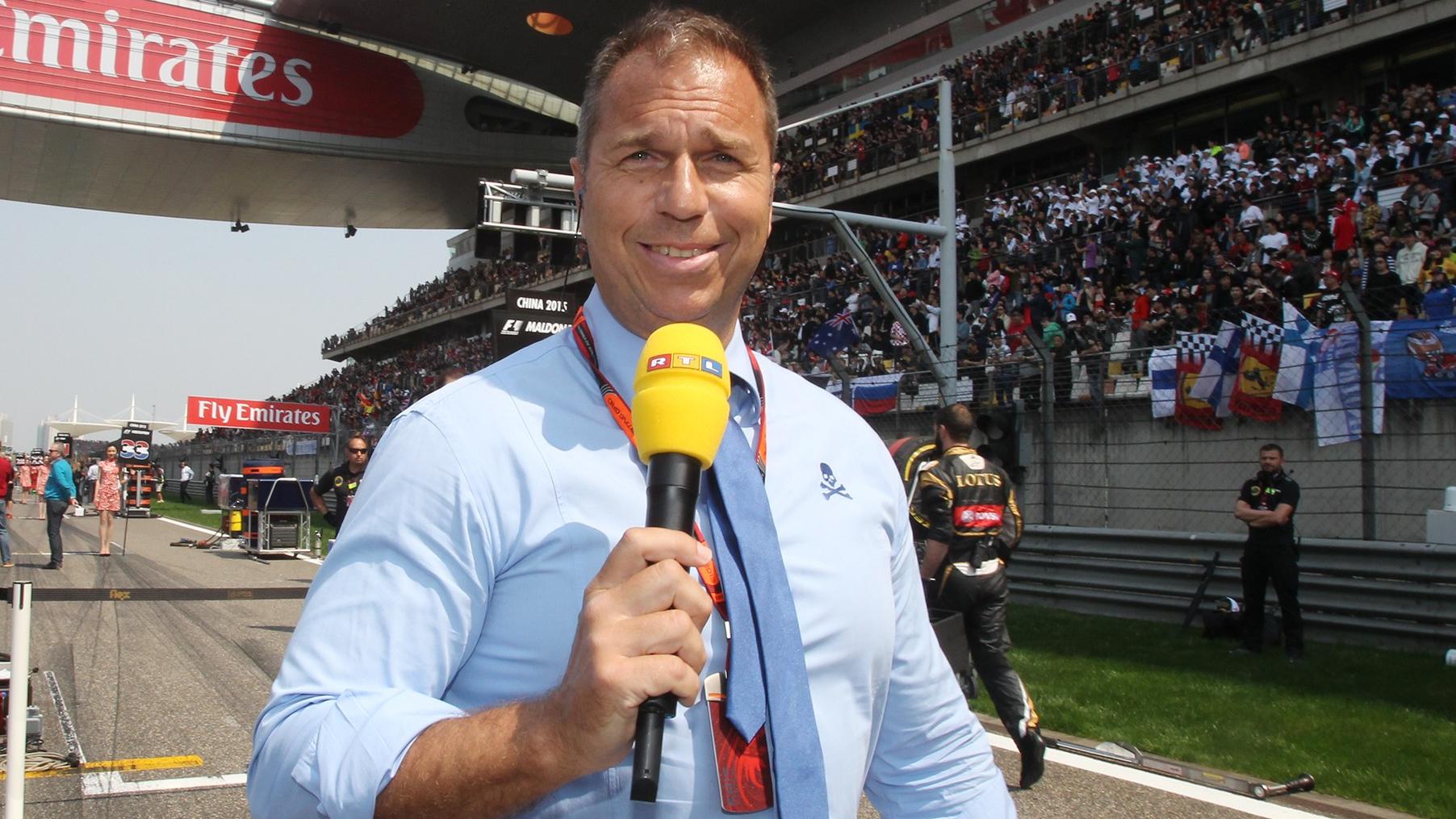 Das ist RTL-Ring- und Boxengassen-Reporter Kai Ebel Boxenreporter Kai Ebel berichtet live von der Rennstrecke, aus der Boxengasse und Startaufstellung (Foto: China / Shanghai 2015).