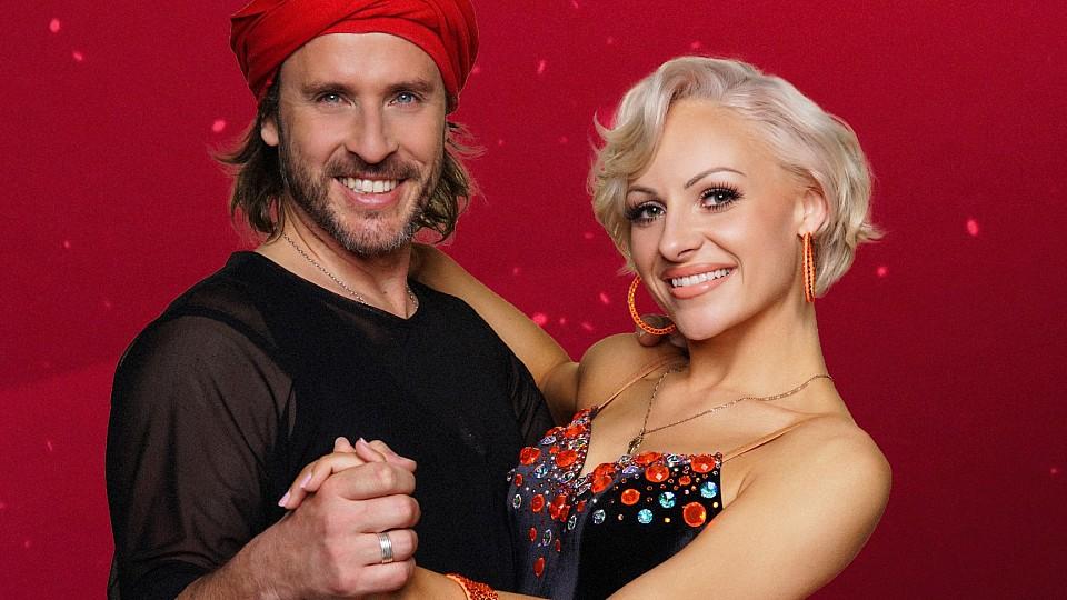 Let's Dance 2018: TV-Koch Chakall und Marta Arndt verlassen das Tanzparkett in Show 4 Chakall tanzt bei "Let's Dance" 2018 mit Profitänzerin Marta Arndt.