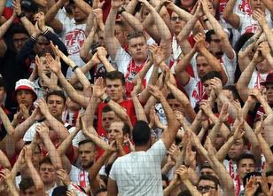 Rund eine Minute herrschte im Kölner Stadion Abstiegstrauer. Dann standen d... weiterlesen