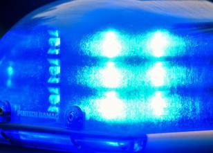 Schrecksekunde in Berlin-Kreuzberg: Ein Autofahrer ist am Montag wohl verse... weiterlesen