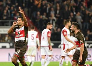 Der abstiegsbedrohte Fußball-Zweitligist FC St. Pauli muss für je zwei Punk... weiterlesen