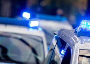Ein Großaufgebot der Polizei hat eine sechsköpfige Auto-Schieberbande am Fl... weiterlesen
