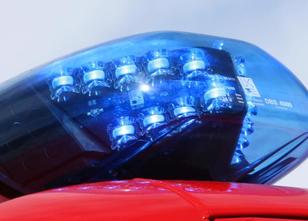 Die Feuerwehr hat in einem Hochhaus in Köln einen Balkon-Brand gelöscht. Au... weiterlesen