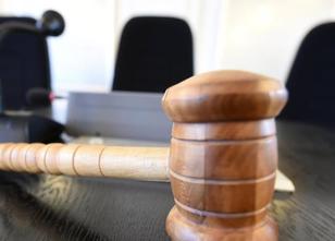 Zum Auftakt eines Mordprozesses im Landgericht Dresden hat der Angeklagte d... weiterlesen