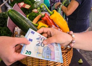 Die Verbraucher in Deutschland zahlen beim Einkauf immer seltener in bar. D... weiterlesen