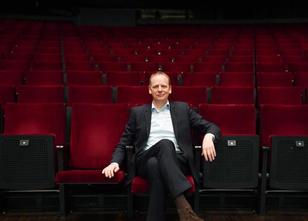 Das Frankfurter Schauspiel will in der kommenden Spielzeit die gegenwärtige... weiterlesen