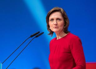 Flensburgs Oberbürgermeisterin Simone Lange will nicht Chefin der Nord-SPD ... weiterlesen