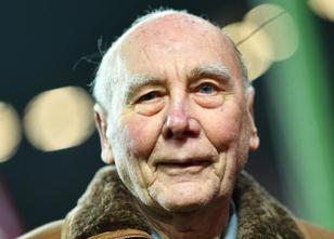 Horst Eckel, der letzte lebende Fußball- Weltmeister von 1954, hofft noch a... weiterlesen