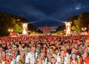 Der Bundesrat will wieder den Weg für abendliches Public Viewing zur Fußbal... weiterlesen