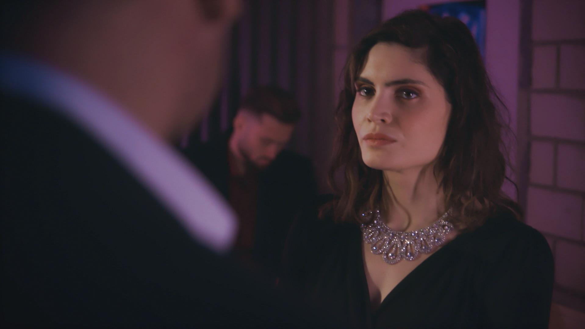 AWZ: Rottmann schickt Ekaterina auf den Strich AWZ: Ekaterina wird von Ralf Rottmann zur Prostitution gezwungen.