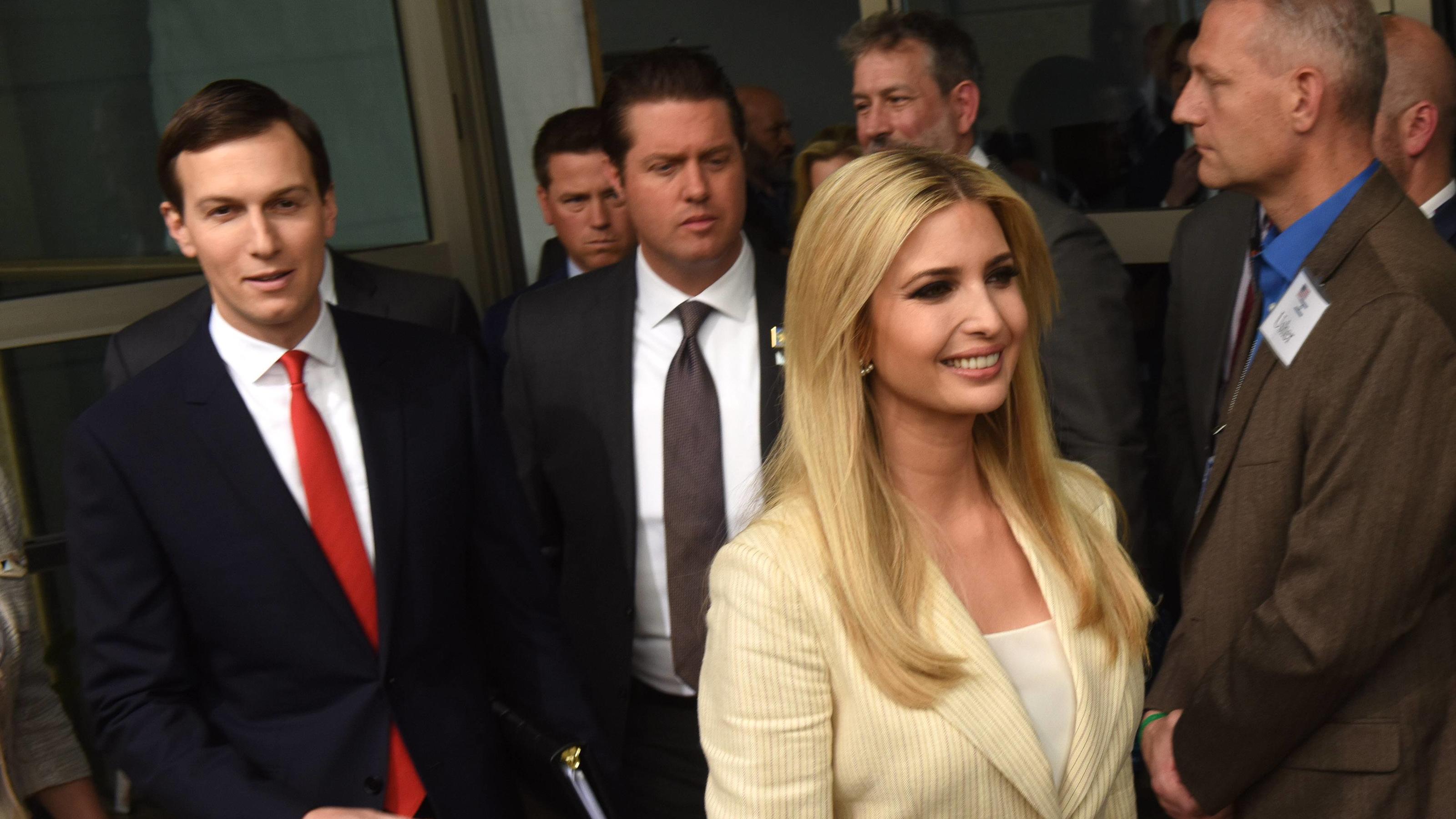 Viele Tote bei blutigen Protesten gegen Israel im Gazastreifen Ivanka Trump and Jared Kushner arrive to the dedication ceremony of the American Embassy in Jerusalem, May 14, 2018. PUBLICATIONxINxGERxSUIxAUTxHUNxONLY JER2018051408 DEBBIExHILL