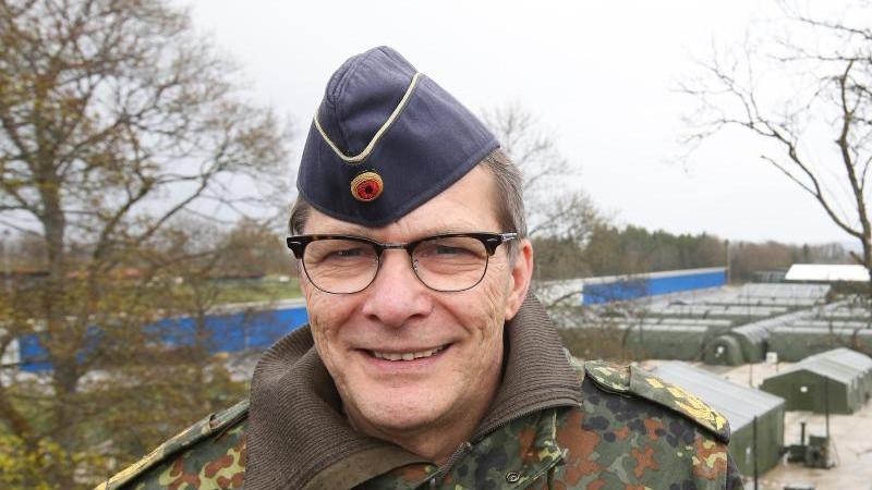 Nato-TÜV für Ulmer Multinationales Kommando Generalleutnant Jürgen Knappe