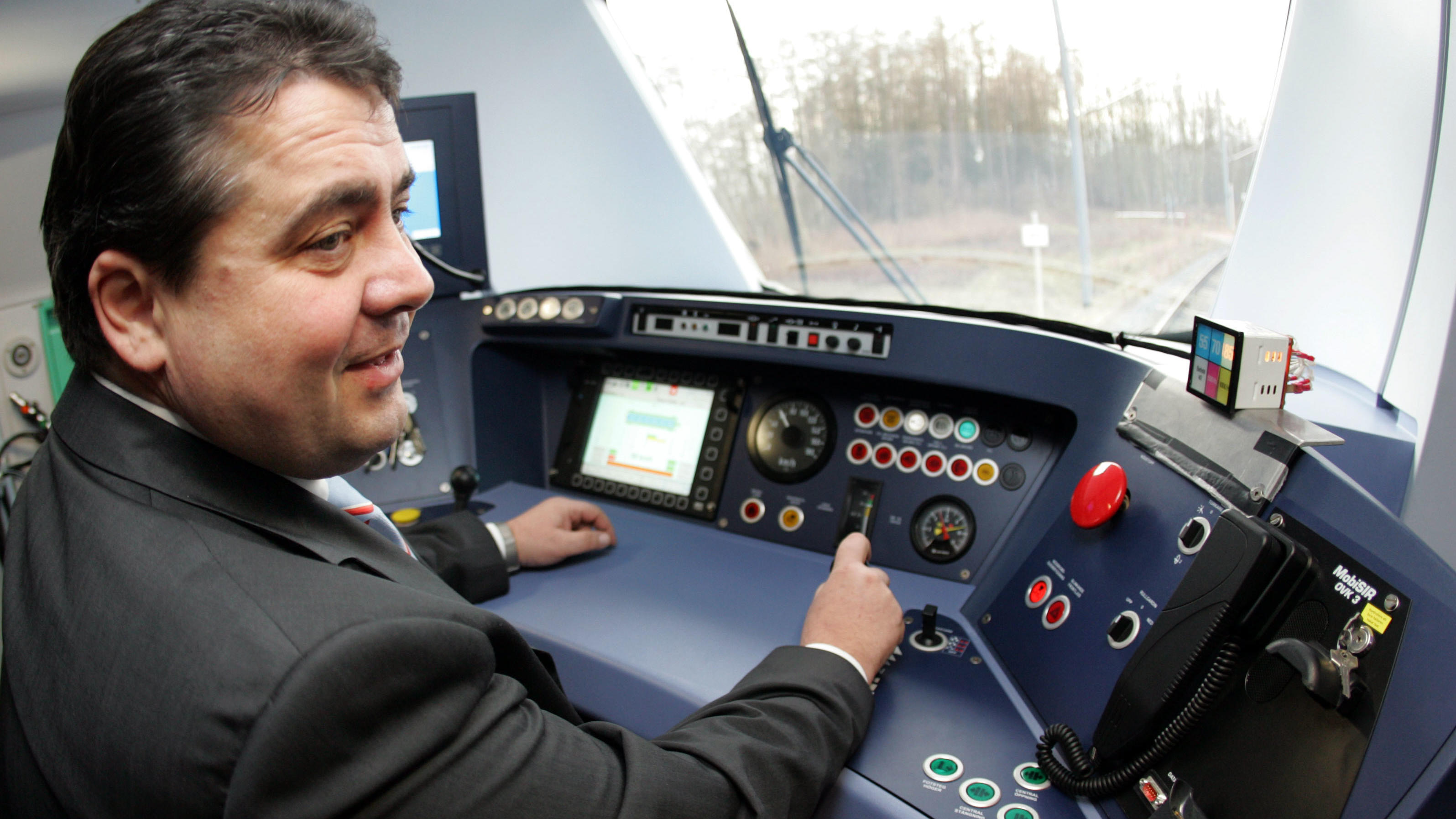 Sigmar Gabriel zieht es in die Wirtschaft 2006: Der damalige Bundesumweltminister Sigmar Gabriel (SPD)