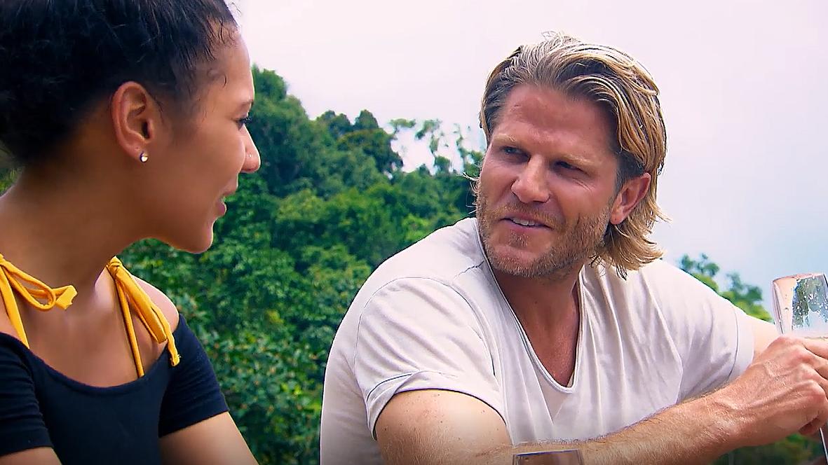 Bachelor in Paradise 2018: Pamela Gil Mata geht auf ein Date mit Paul Janke - und hat Philipp Stehler im Kopf Pam und Paul lernen sich bei ihrem Date näher kennen.