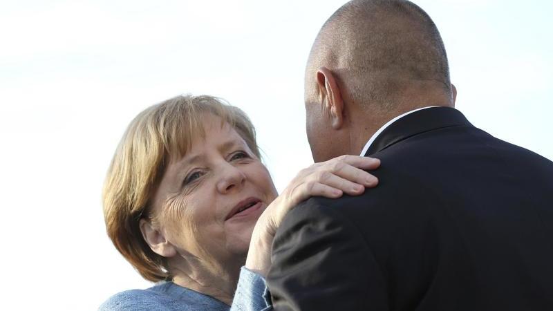Europäer bereiten Rettungsmaßnahmen für Iran-Abkommen vor Merkel in Bulgarien