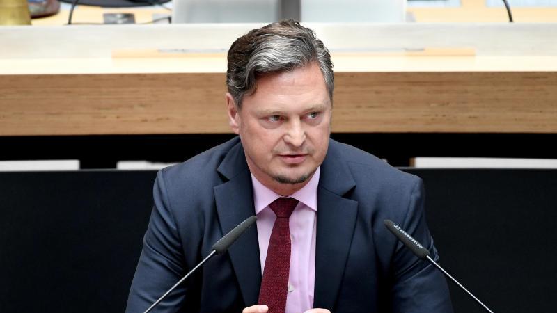 Abgeordnetenhaus distanziert sich von Al-Kuds-Tag Frank-Christian Hansel (AfD)