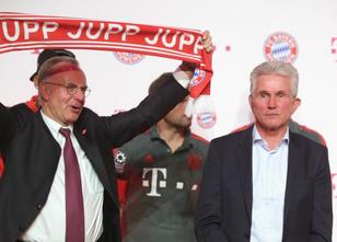 Beim nächtlichen Bankett dankte der FC Bayern Jupp Heynckes auch ohne den e... weiterlesen