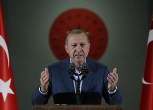 Einen Monat vor der Wahl in der Türkei wirbt Staatspräsident Recep Tayyip E... weiterlesen