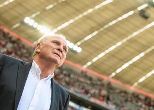 Vereinspräsident Uli Hoeneß hat einen großen Transfer beim FC Bayern Münche... weiterlesen