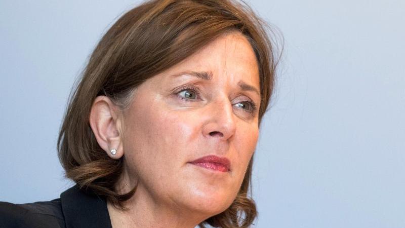 NRW: Qualitätsstandards für Unterricht mit Behinderten Yvonne Gebauer