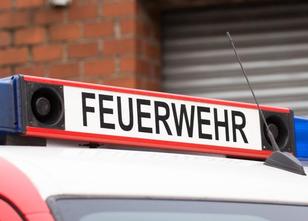 Ein Waldstück in Arnstadt ist am Sonntag in Brand geraten. Die Feuerwehr ko... weiterlesen
