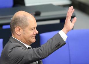 Bundesfinanzminister Olaf Scholz und Mecklenburg-Vorpommerns Ministerpräsid... weiterlesen
