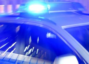 Unbekannte Diebe haben einen Geldautomaten in einem Einkaufszentrum im südh... weiterlesen