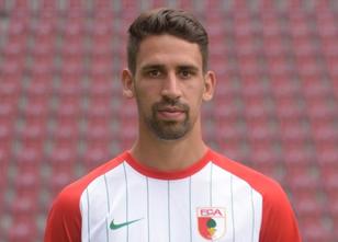 Kurz vor Beginn der Fußball-WM hat der Augsburger Rani Khedira seine Absage... weiterlesen