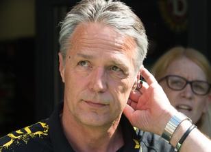 Trotz des schlechten Abschneidens in der vergangenen Saison bleibt Uwe Neuh... weiterlesen