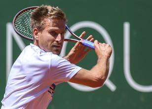 Tennisprofi Peter Gojowczyk befindet sich kurz vor Beginn der French Open i... weiterlesen