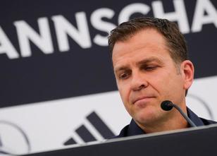 Ein Raum im Teamhotel Weinegg wird zur Fanzone für Toni Kroos. Wenn der Wel... weiterlesen