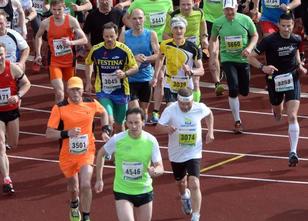 Florian Neuschwandner und Daniela Oemus sind die Sieger des Supermarathon ü... weiterlesen