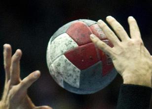 Der EHV Aue hat am vorletzten Spieltag den Klassenerhalt in der 2. Handball... weiterlesen