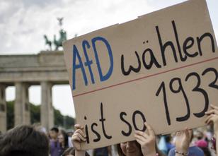 Die AfD warnt vor der AfD: Demonstrationen in Berlin