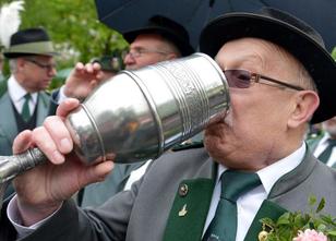 Mit einem großen Festumzug und eigens gebrautem Bier werden zahlreiche Bürg... weiterlesen