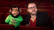 Frank Lorenz und Affe Charly bringen Spaß Frank Lorenz und Affe Charly bringen Spaß