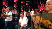 Dieter Bohlen buzzert "Los Manolos Bonn" ins Finale Dieter Bohlen buzzert "Los Manolos Bonn" ins Finale