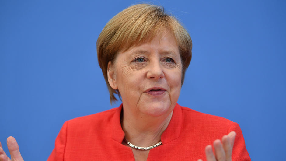 Sommer-Pressekonferenz von Angela Merkel Sommer-Pressekonferenz von Angela Merkel