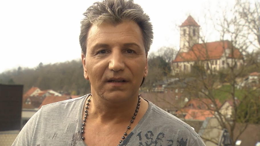 "SOS - Schlagerprinz sucht Märchenprinzessin!" "SOS - Schlagerprinz sucht Märchenprinzessin!"
