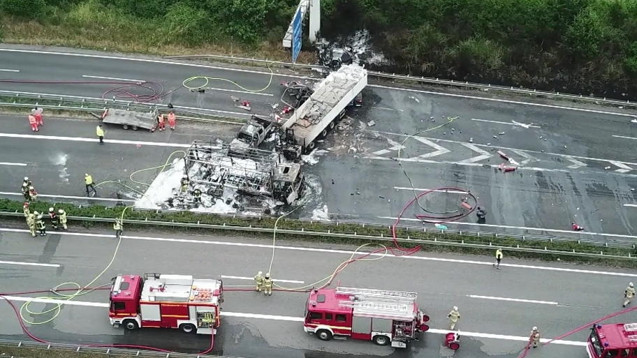 Schwerer Unfall auf der A20: Zwei Schwerverletzte Schwerer Unfall auf der A20: Zwei Schwerverletzte