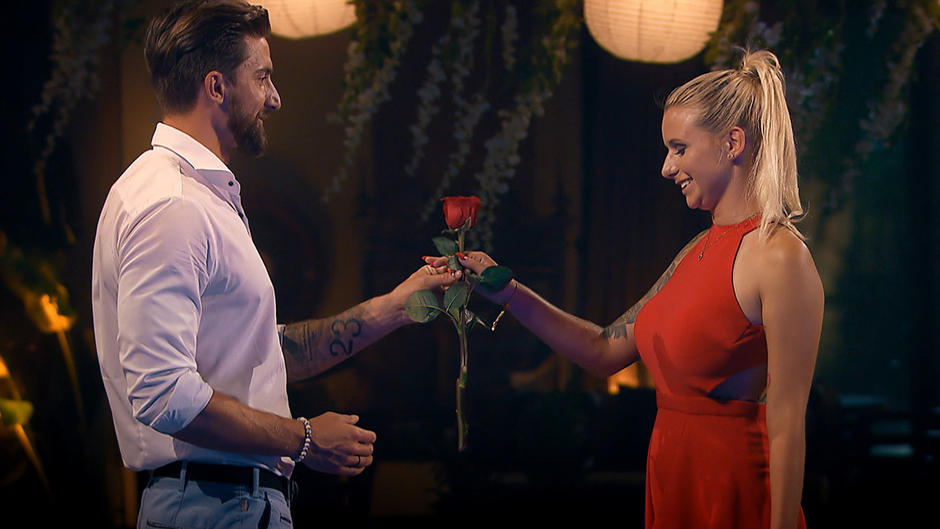 Trotz letzter Rose: Aus Sebastian und Carina wird kein Paar Trotz letzter Rose: Aus Sebastian und Carina wird kein Paar
