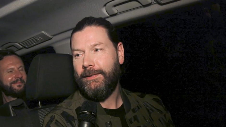 Rea Garvey stellt sich den Fragen von Valentina Pahde Rea Garvey stellt sich den Fragen von Valentina Pahde