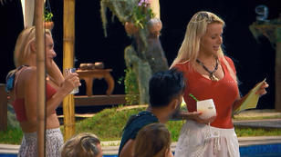 Carina schenkt ihr Date Evelyn und Domenico Carina schenkt ihr Date Evelyn und Domenico