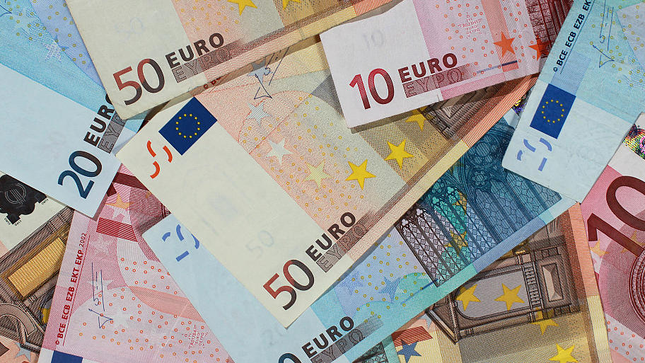 So können Sie ganz einfach viel Geld sparen! So können Sie ganz einfach viel Geld sparen!