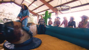 So sexy kann Bullriding sein So sexy kann Bullriding sein