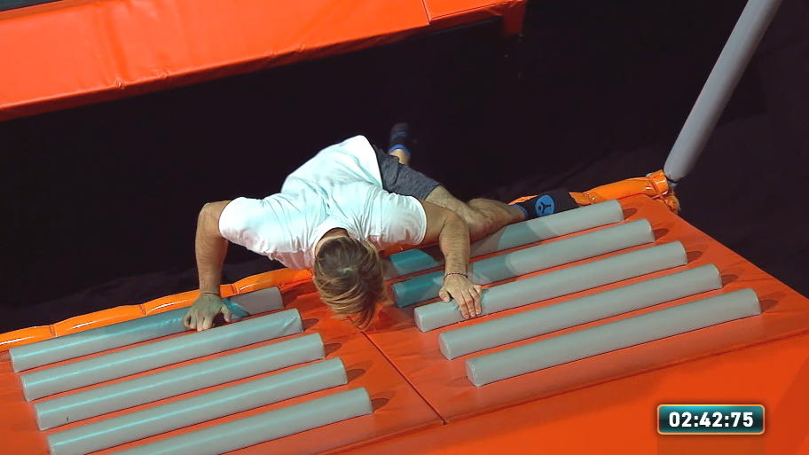 Fritz erklimmt die "Fliegende Treppe" bei "Big Bounce" Fritz erklimmt die "Fliegende Treppe" bei "Big Bounce"