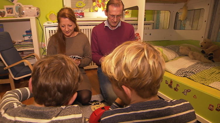 Die verzweifelte Suche nach Pflegeeltern Die verzweifelte Suche nach Pflegeeltern