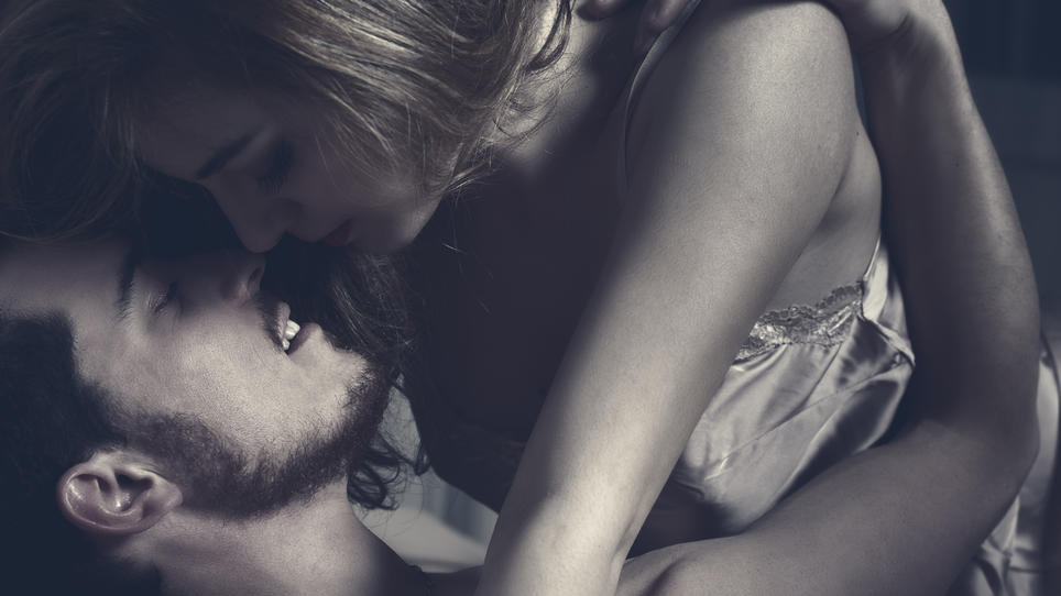 Die 3 besten Sexstellungen für Männer mit kleinem Penis Die 3 besten Sexstellungen für Männer mit kleinem Penis