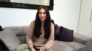Samira sucht einen fokussierten Abenteurer Samira sucht einen fokussierten Abenteurer